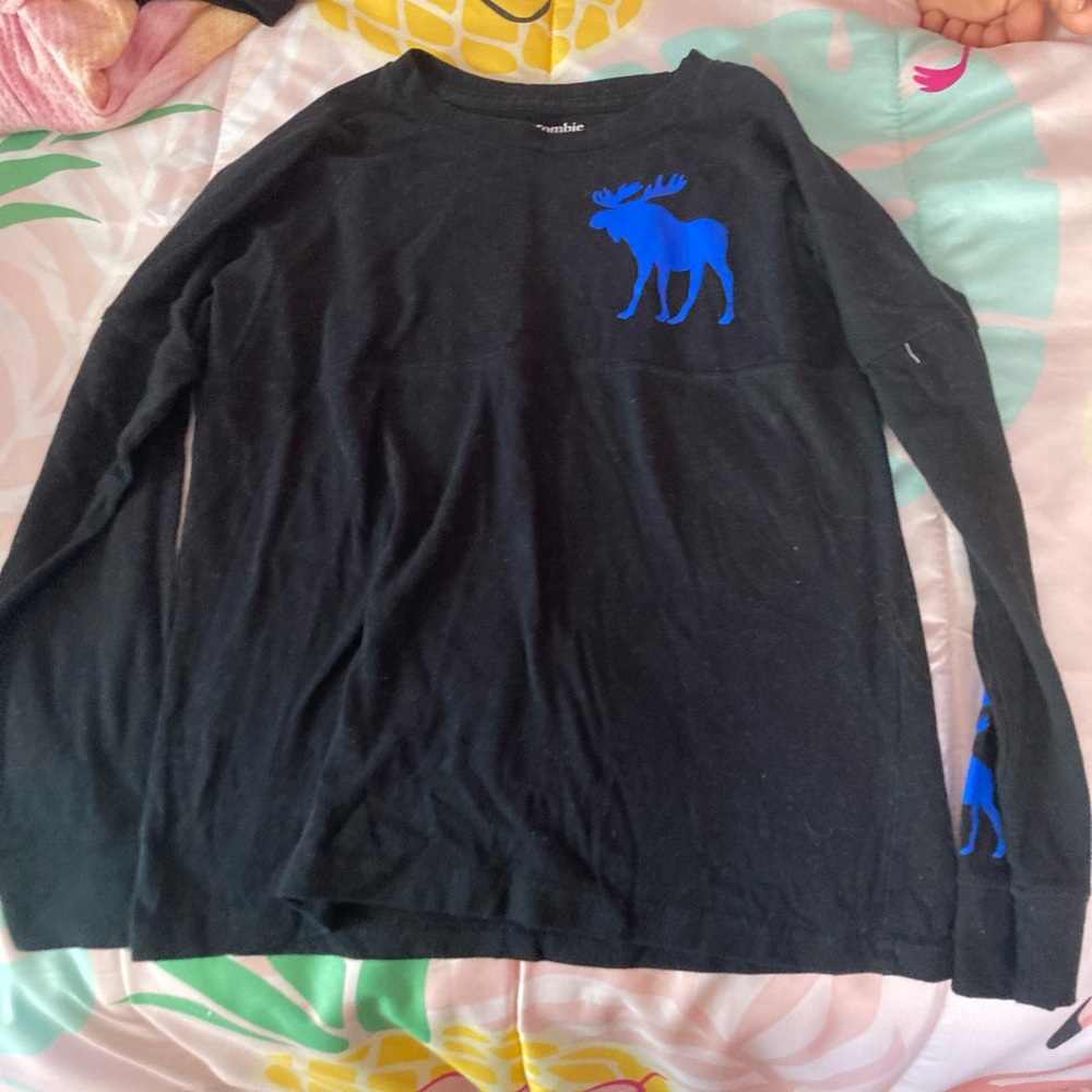 Abercrombie kids long sleeve tops